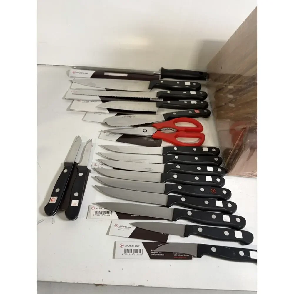 WUSTHOF CLASSIC KNIFE SET INCLUDING KNIFE BLOCK - 18 TOTAL PIECES